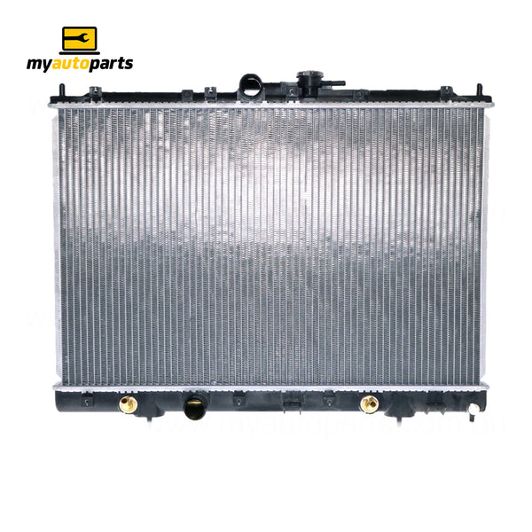 Radiator 35 / 35 mm Plastic Aluminium 425 x 658 x 26 mm Manual/Auto 1.6L/1.8L/2.0L L 4G18/4G93/4G94 Aftermarket Suits Mitsubishi Pajero QA 1998 to 2002