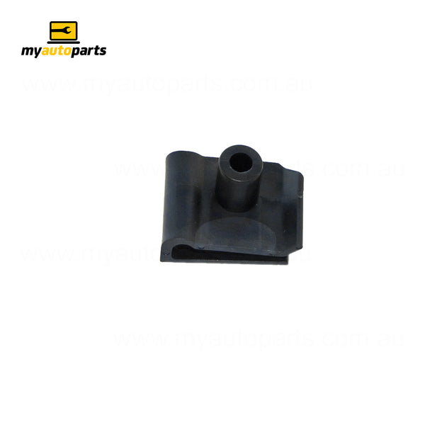 Rear Bar Retainer Passenger Side Genuine Suits Toyota Echo NCP10R/NCP13R 1999 to 2005